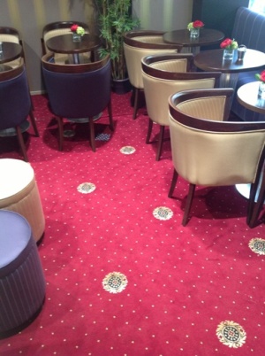 The Baroque Cameo collection Axminster woven carpet 80% wool and 20% nylon - Stock range - The cosy Lounge 75016 Paris